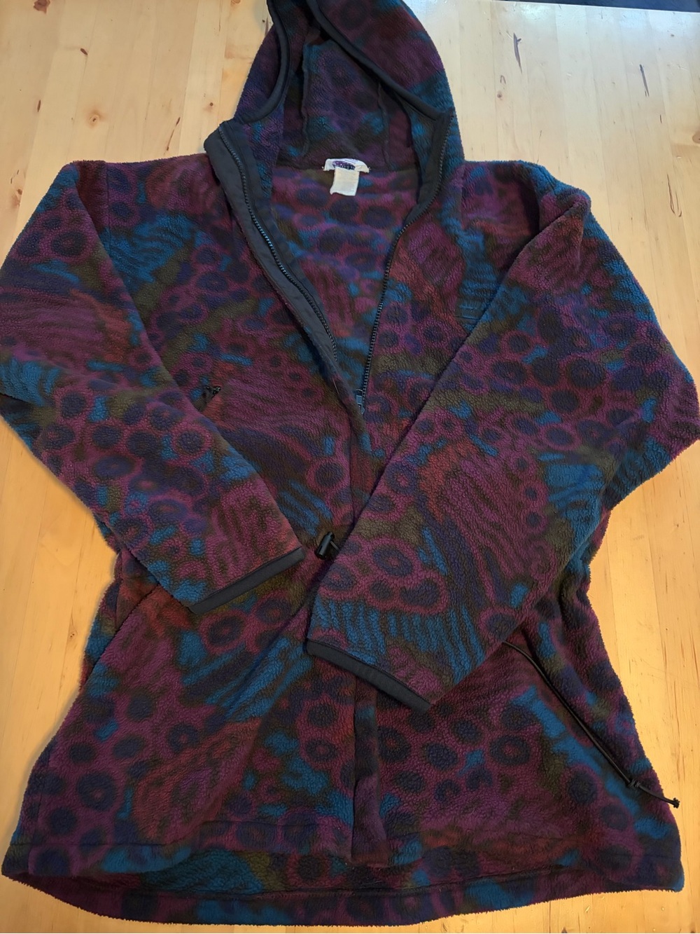 Moving Comfort Hooded Teddy Jacket in Purple and Blue Pattern